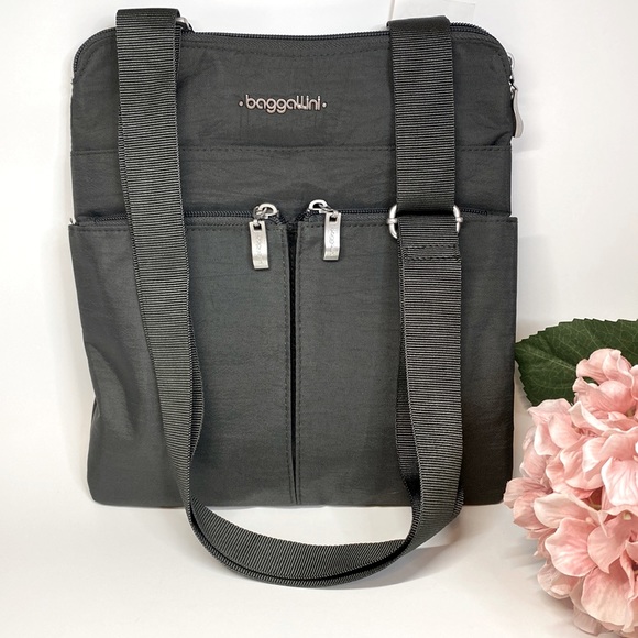 Baggallini crossbody bag NWT!